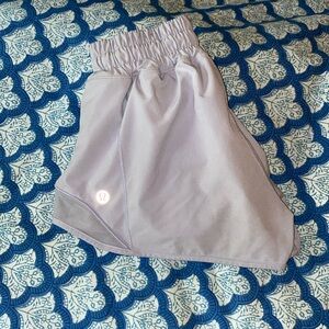LULULEMON - Hotty Hot Short Pastel Blue